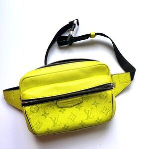 Authentic LOUIS VUITTON Taiga Outdoor Bumbag Neon Yellow Green Crossbody Bag